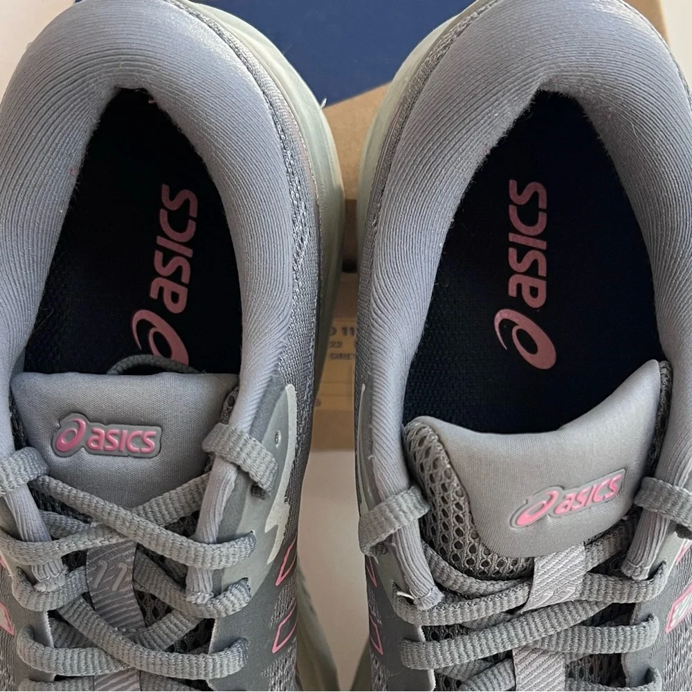 ASICS EUC - Picture 10 of 15